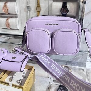 MICHAEL KORSJet Set Leather Medium Crossbody Bag with Case for Apple Airpods Pro